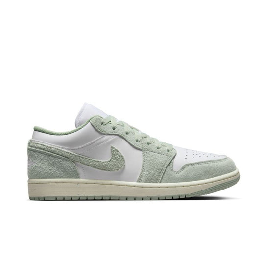 Air Jordan 1 Low SE "Seafoam"